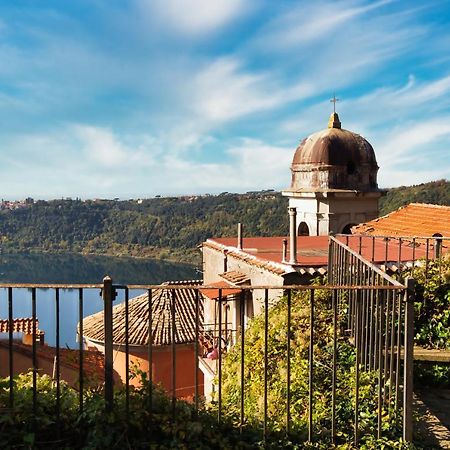 Suite Sul Lago نيمْيِ المظهر الخارجي الصورة