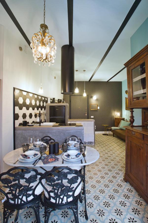 Suite Sul Lago نيمْيِ المظهر الخارجي الصورة