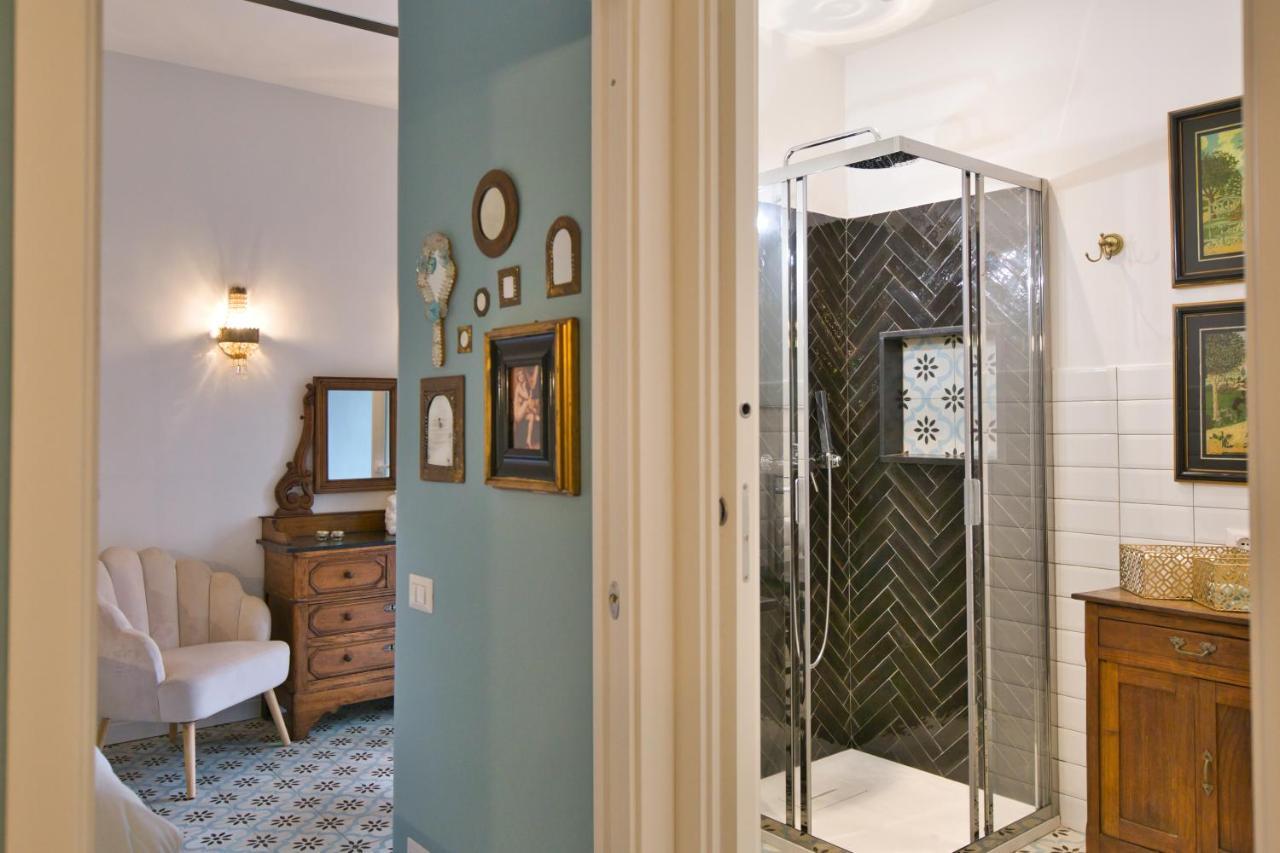 Suite Sul Lago نيمْيِ المظهر الخارجي الصورة